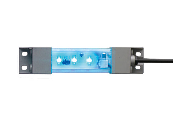IDEC LED Machine Light; Rectangular; 134 x 27.5 x 16.mm; Blue Light; 24VDC; IP65; Potted Cable
