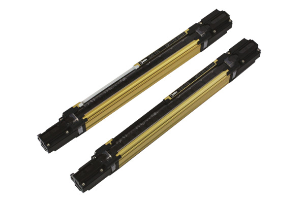 IDEC Safety Light Screen Pair; Cascading; 1270mm Defined Area; 20mm Resolution; 9m Range; Type 4