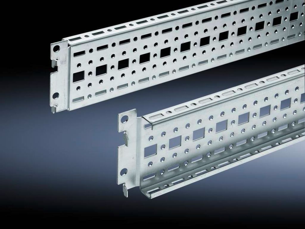 Rittal TS System Rail; 17x73mm chassis; 44" length